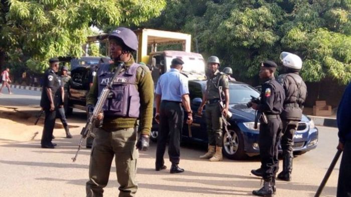 GBESE!!! Nigerian Police Officer Mistakenly Shoots ₦150 Million G-Wagon (VIDEO)