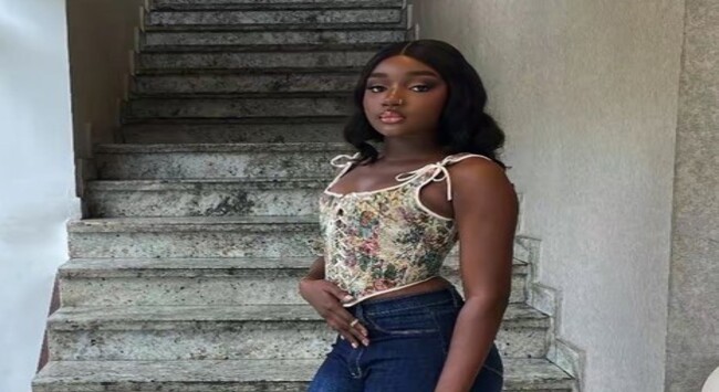 Pretty Lady Denied a Seat at Lagos Restaurant Over This Her Outfit (Photo, Video)