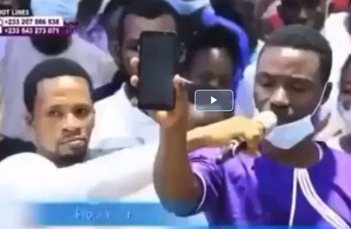 Pastor Commands Money Straight From Heaven to Enter His Church Member’s Bank Account, See the Alert (Video)