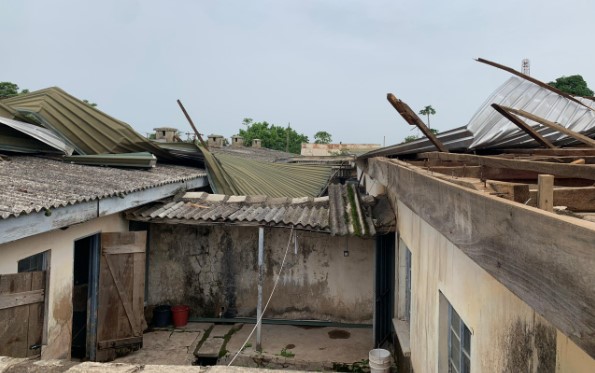 Rainstorm Destroys Buildings in Plateau Hospital, Health Workers Stranded