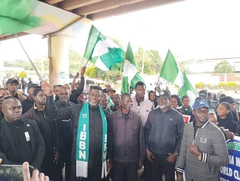 Ex Minister, Solomon Dalung Joins #EndBadGovernance Protest in Plateau (Photos)